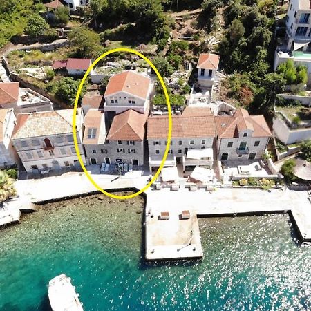 Rose - Apartmani Janovic Luštica Buitenkant foto